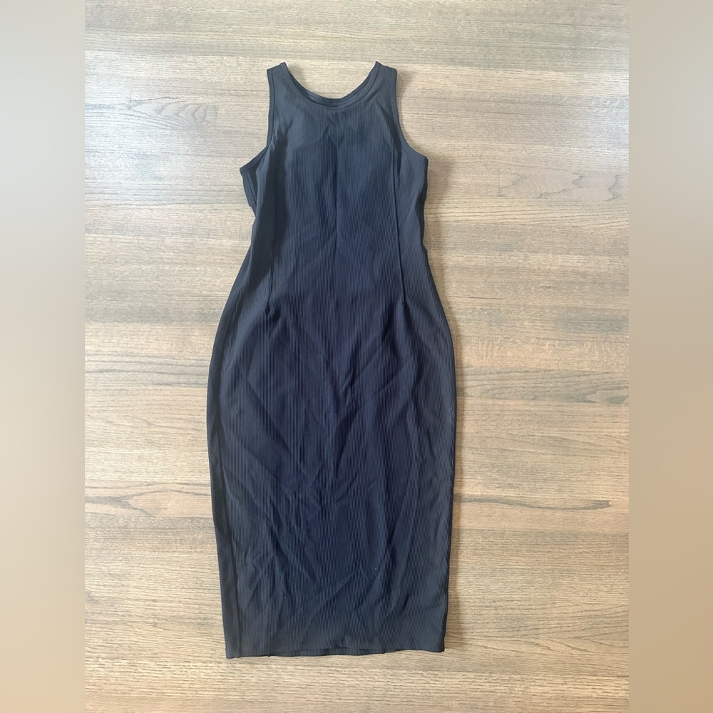 Lululemon Brunch and Back Dress-Size 8-Black - Picture 5 of 11